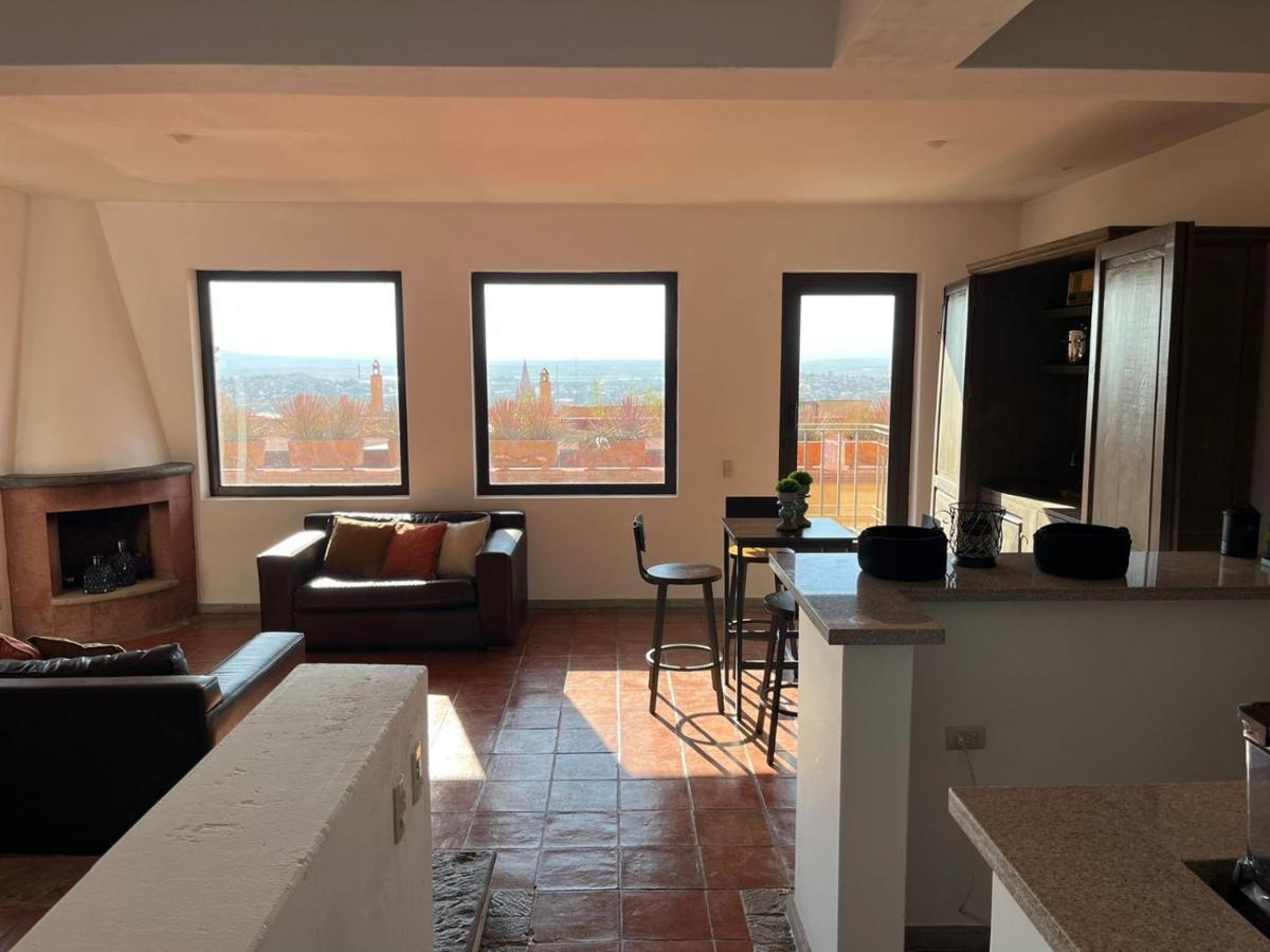 Cousy Condo In The Historic Center Of San Miguel De Allende, Incredible View, Pool, Bbq, 3 Blocks From The Main Parish サン・ミゲル・デ・アジェンデ エクステリア 写真