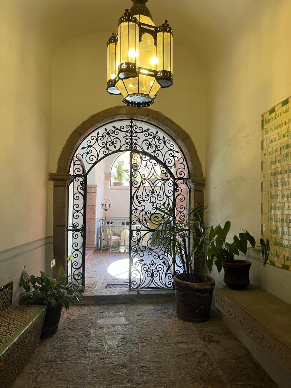 Cousy Condo In The Historic Center Of San Miguel De Allende, Incredible View, Pool, Bbq, 3 Blocks From The Main Parish サン・ミゲル・デ・アジェンデ エクステリア 写真
